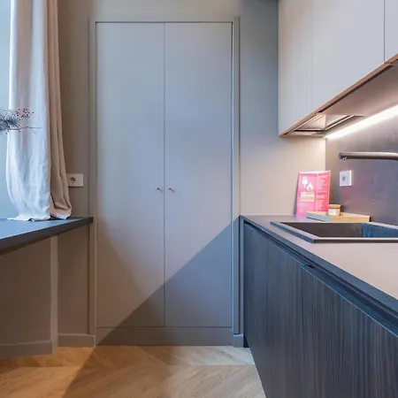 Lagrange Design By Wonderful Italy Apartment *
